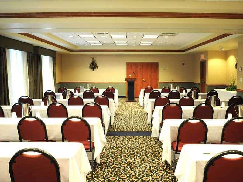 La Quinta By Wyndham Springfield Airport Plaza Hotel Létesítmények fotó