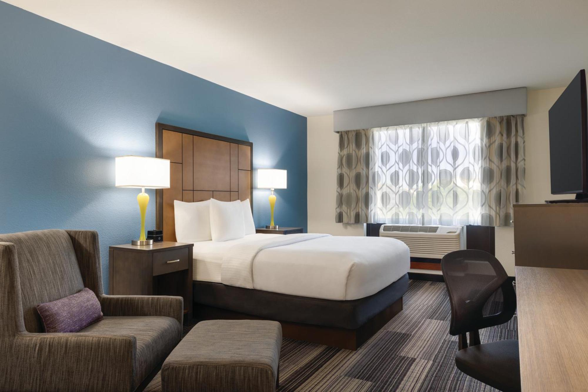 La Quinta By Wyndham Springfield Airport Plaza Hotel Kültér fotó
