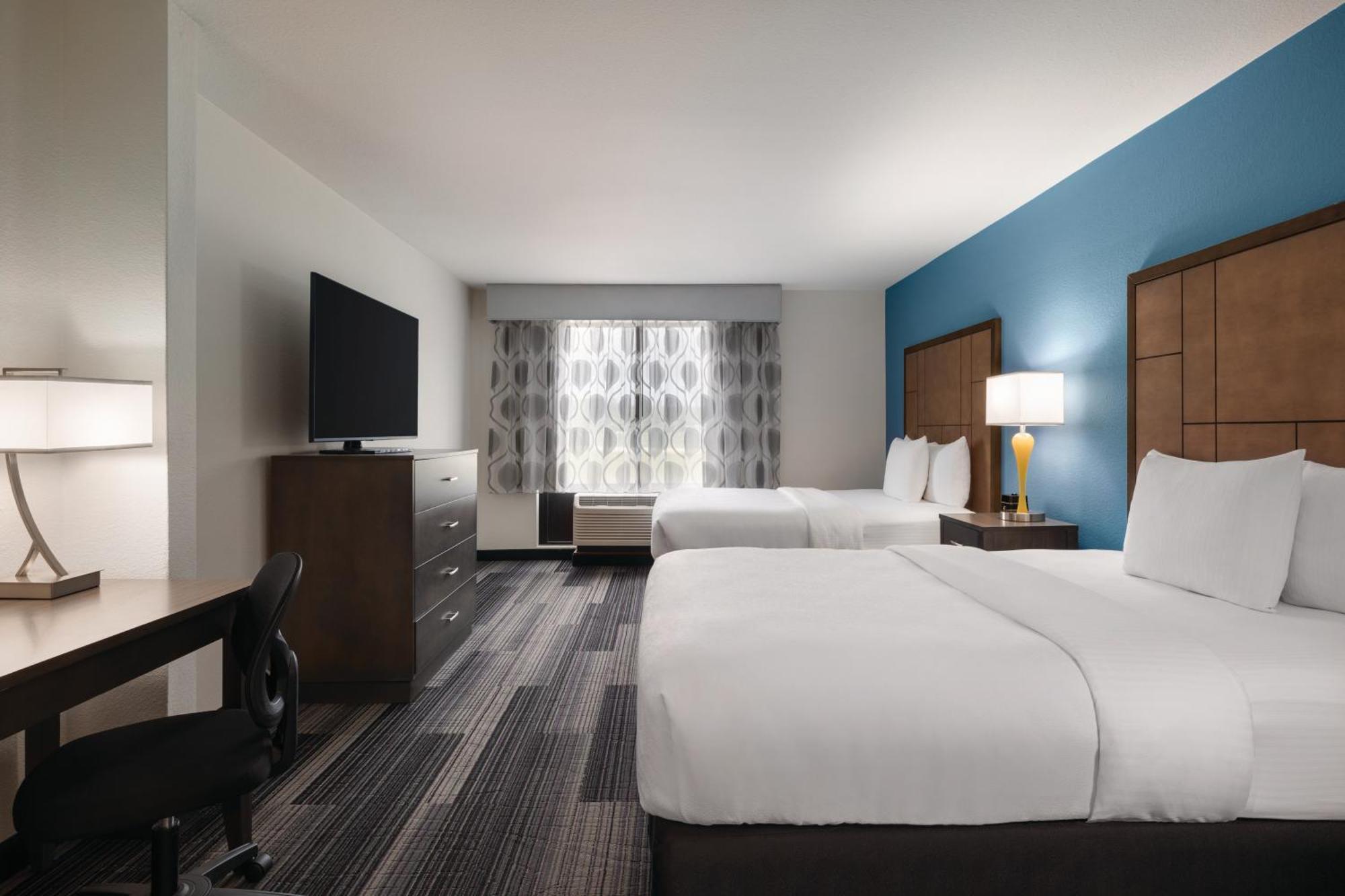 La Quinta By Wyndham Springfield Airport Plaza Hotel Kültér fotó