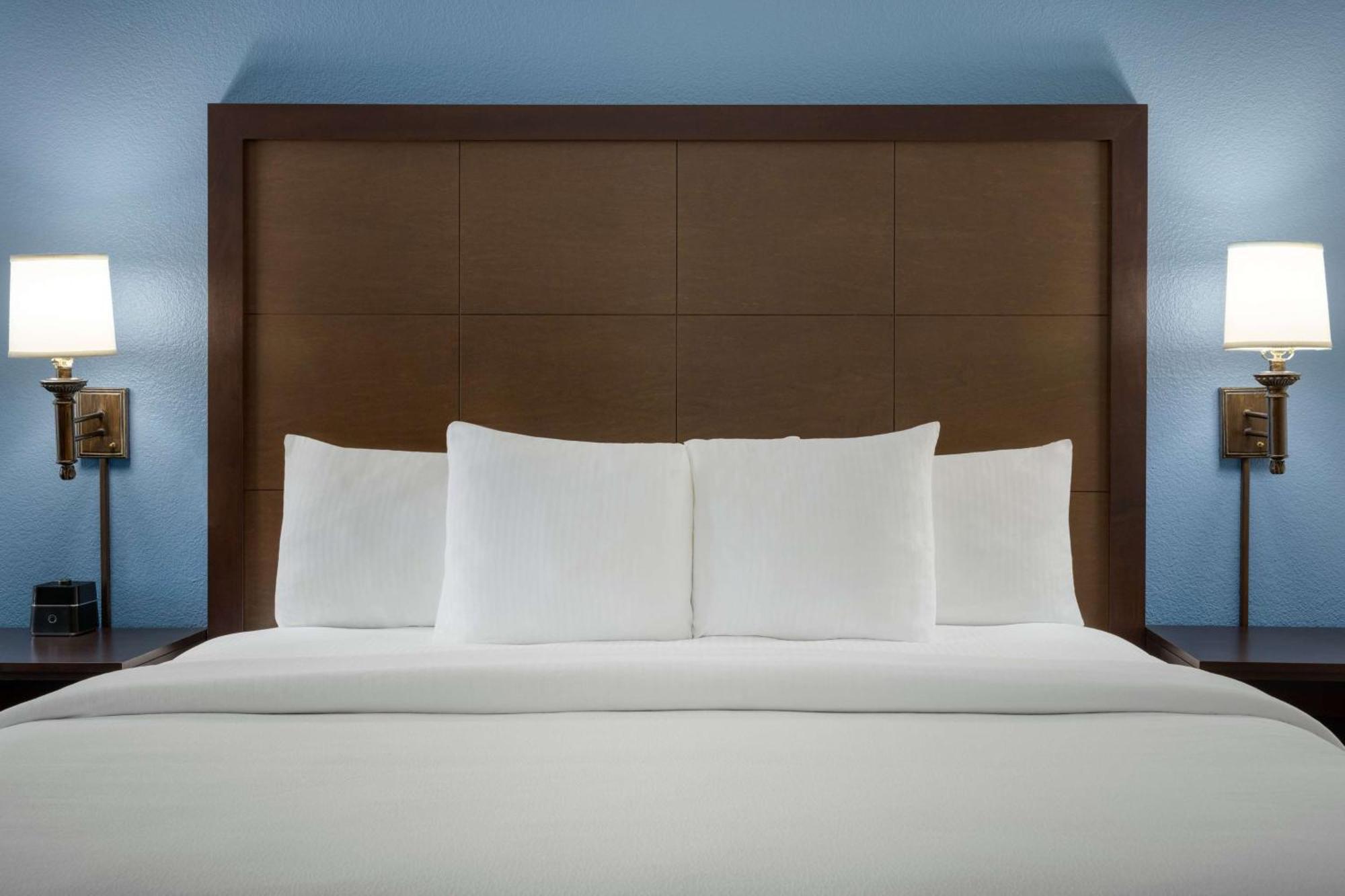 La Quinta By Wyndham Springfield Airport Plaza Hotel Kültér fotó
